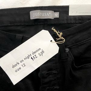 Black Distressed Jeans